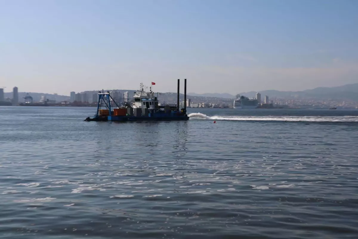 İzmir Körfezi’nde Kirlilik Alarmı